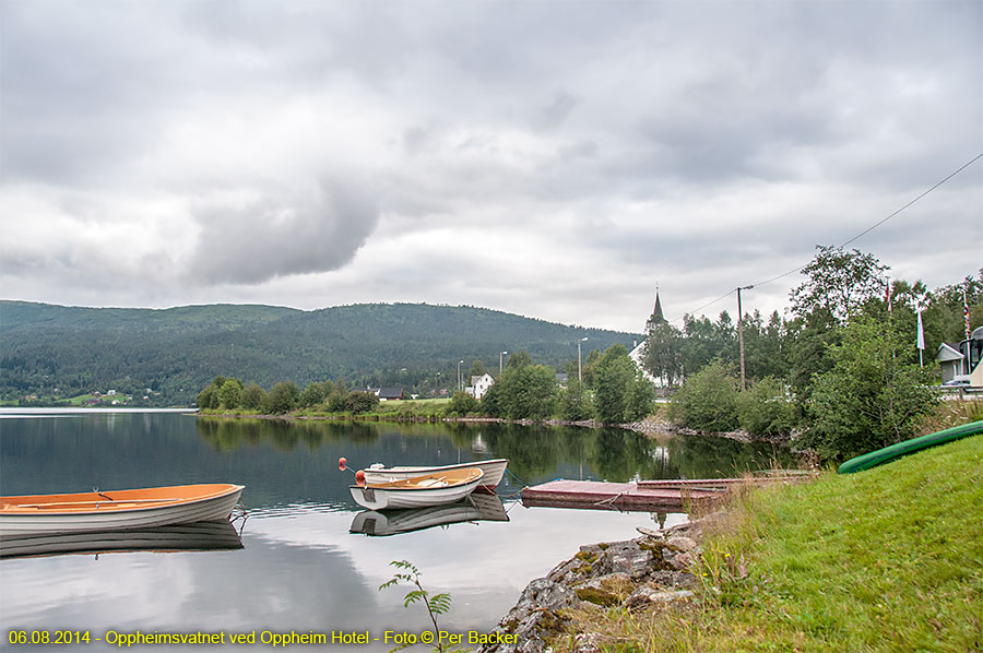 Oppheimsvatnet ved Oppheim Hotel