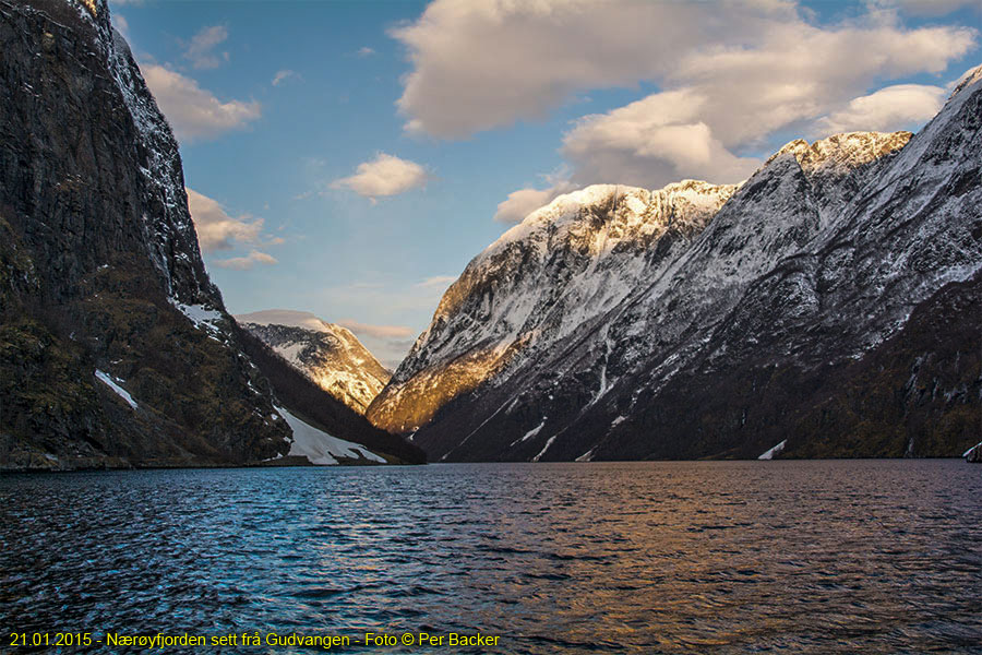 Nærøyfjorden sett frå Gudevangen