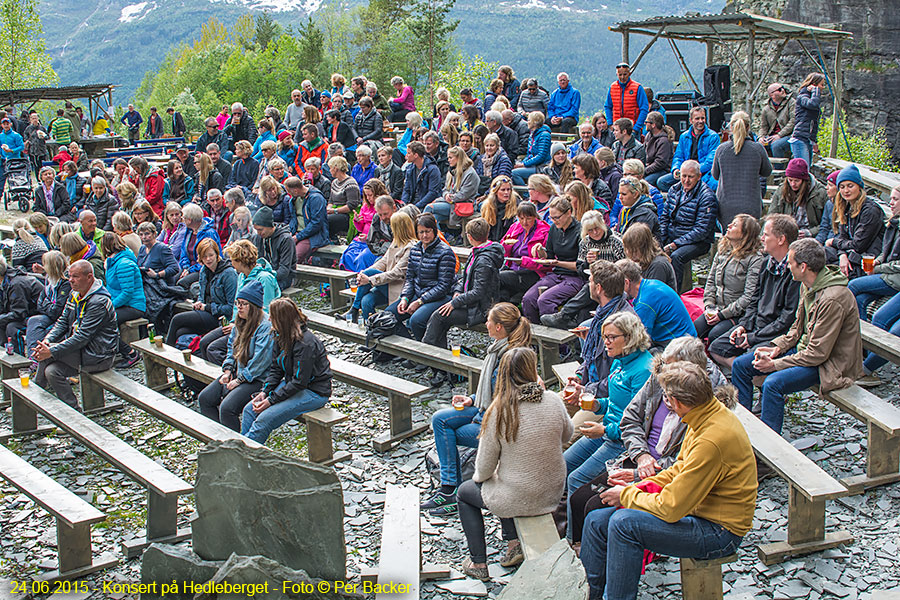 Konsert på Hedleberget med SteinTorleif Bjella