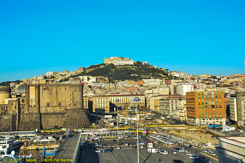 Frå Napoli, Italia