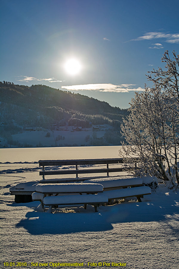 Sol over Oppheimsvatnet