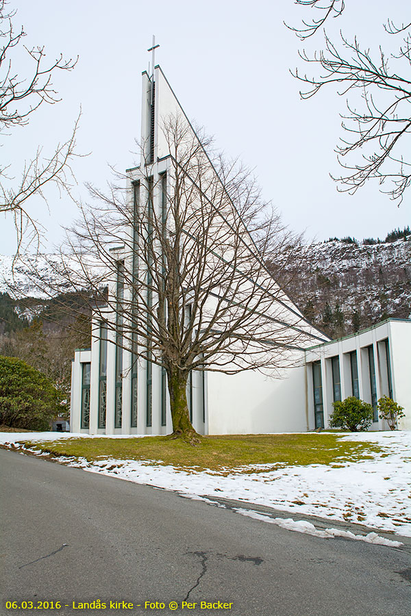 Landås kirke