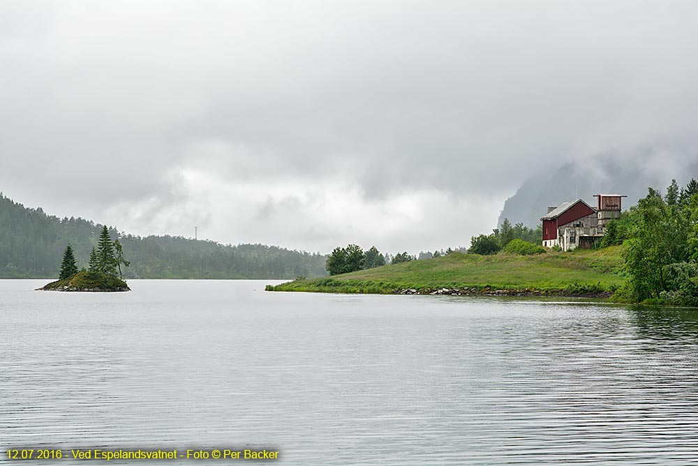 Ved Espelandsvatnet