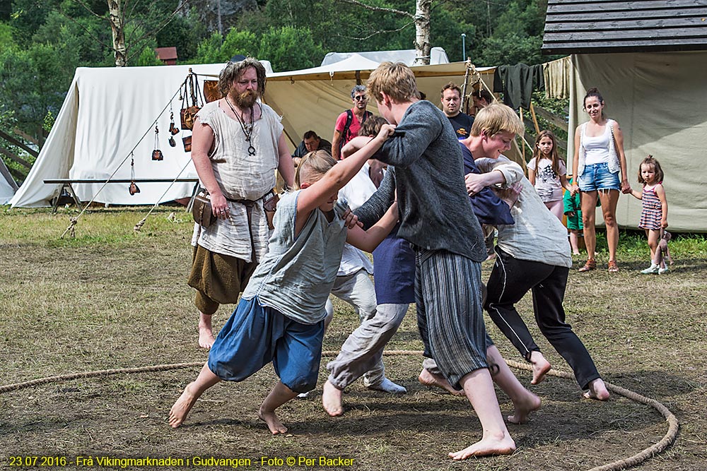 Frå vikingmarknaden i Gudvangen