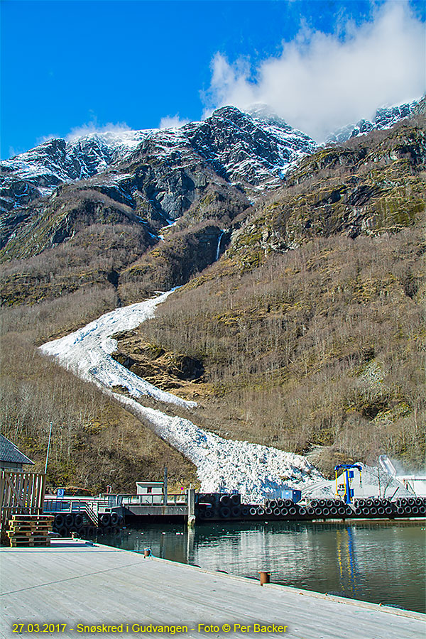 Snøskred i Gudvangen