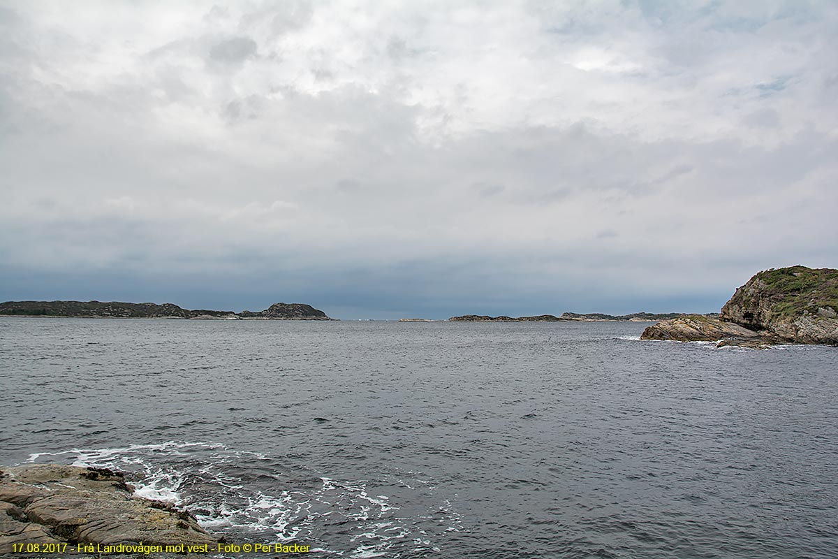 Frå Landrovågen mot vest