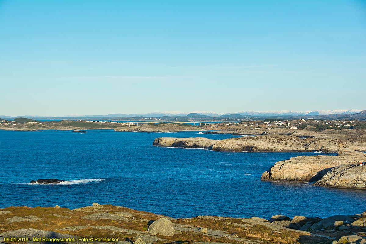 Mot Rongsøysundet