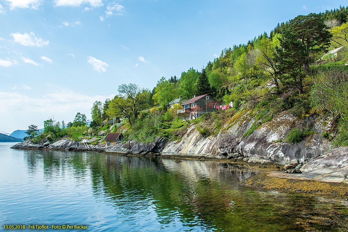 Frå Tjoflot