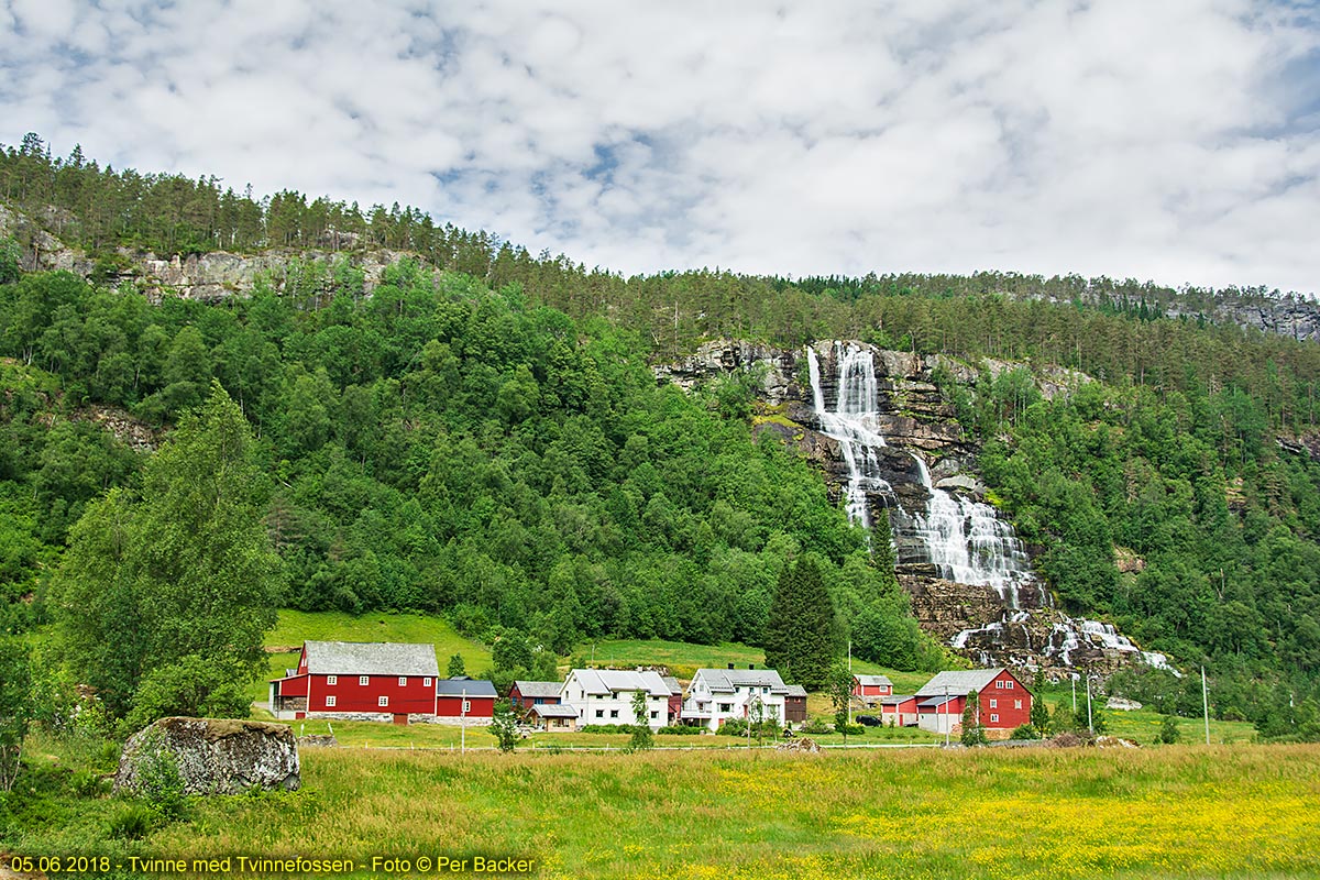 Tvinne med Tvinnefossen