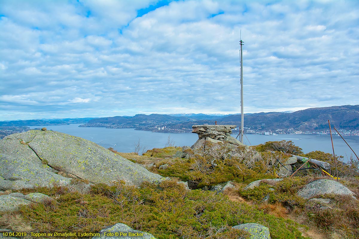 Toppen av Ørnafjellet, Lyderhorn, 329 moh