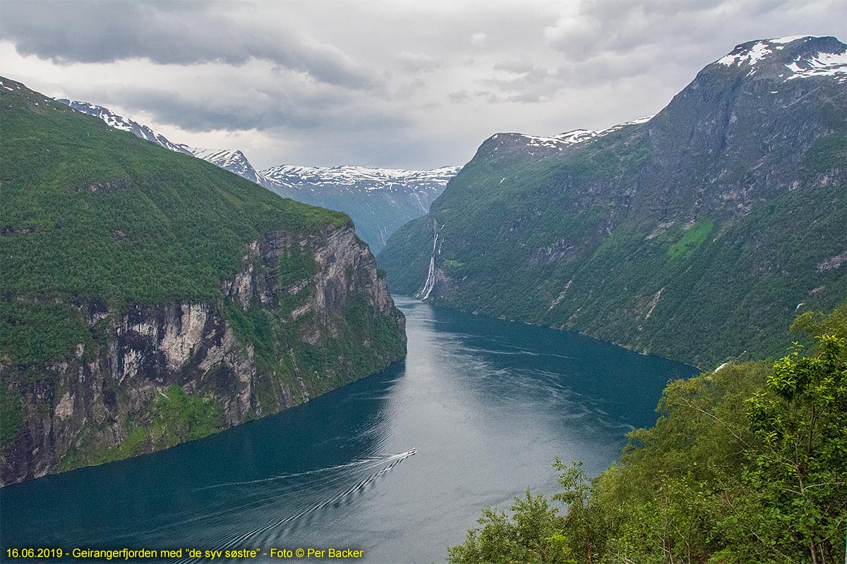 Geirangerfjorden med "de syv søstre"