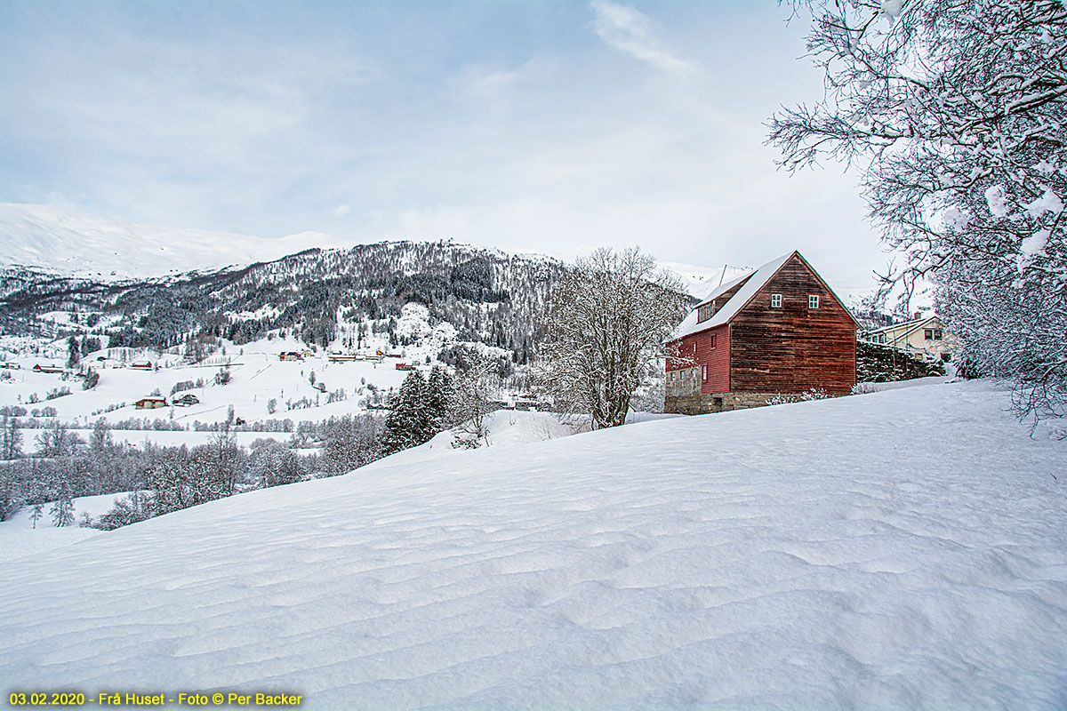 Frå Huset