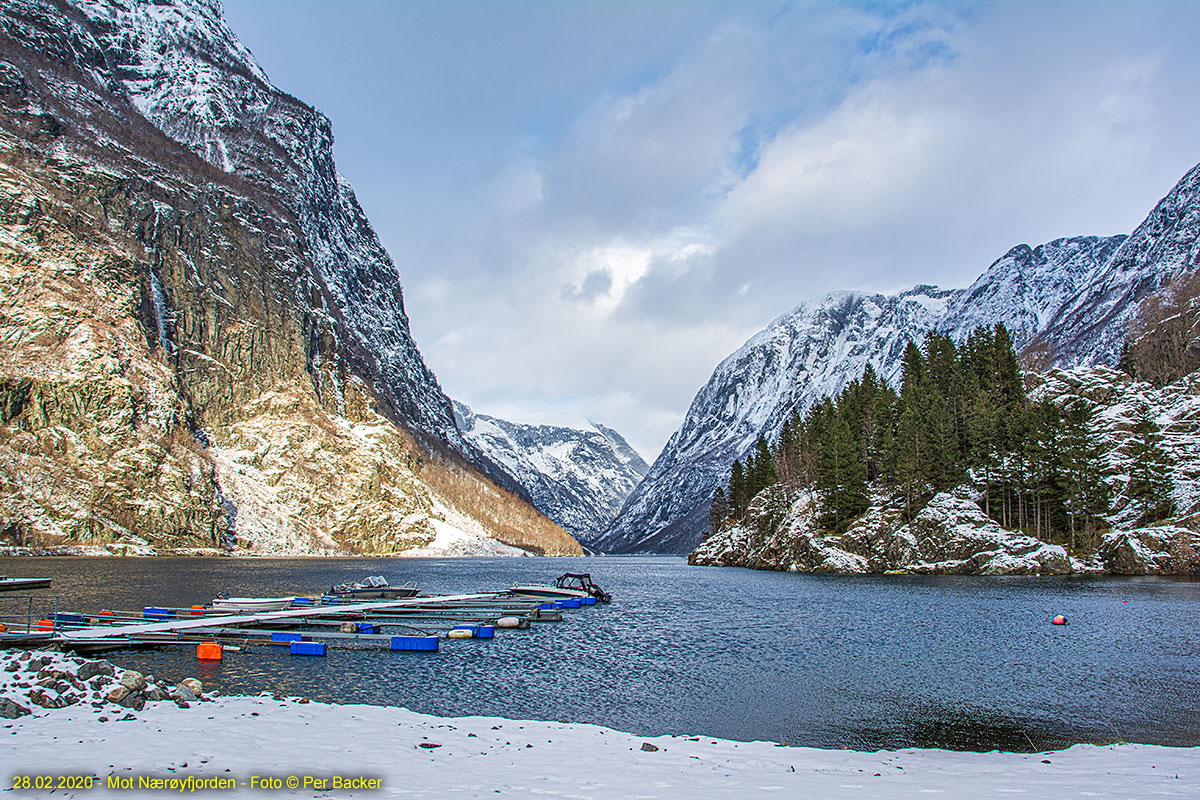 Mot Nærøyfjorden