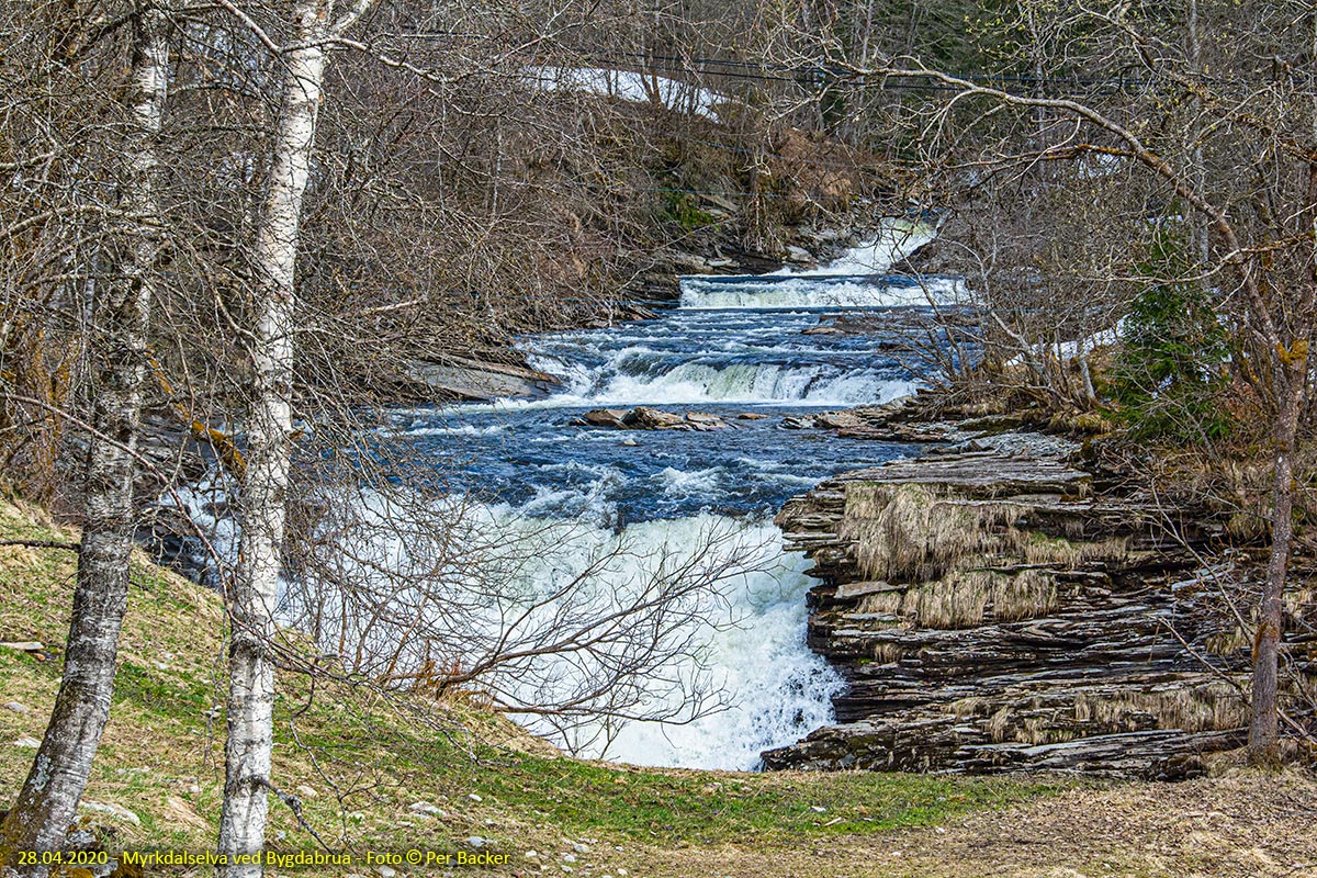 Myrkdalselva ved Bygdabrua