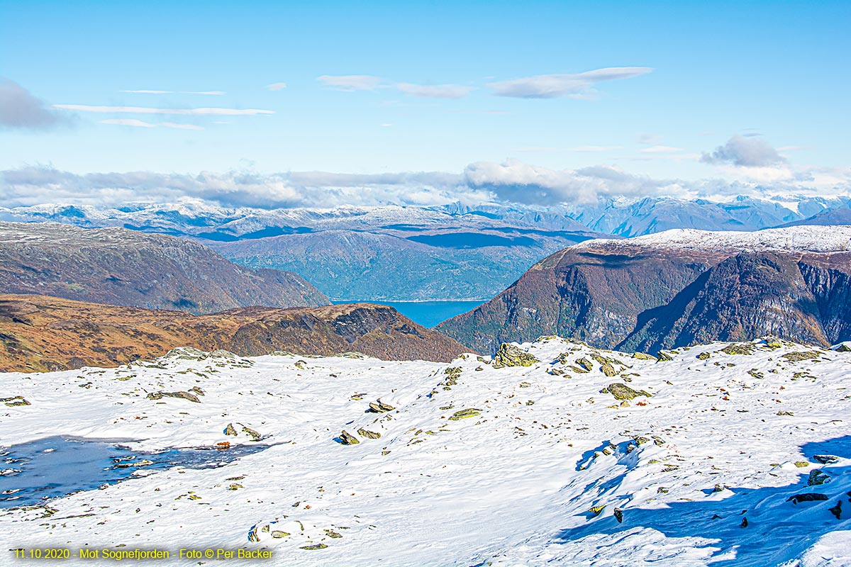 Mot Sognefjorden