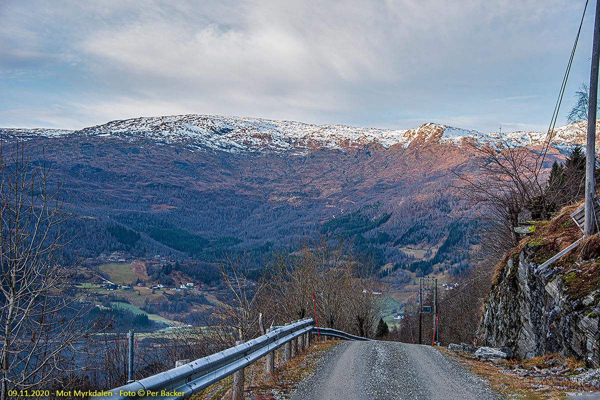 Mot Myrkdalen