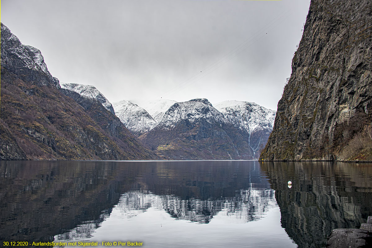 Aurlandsfjorden mot Skjærdal