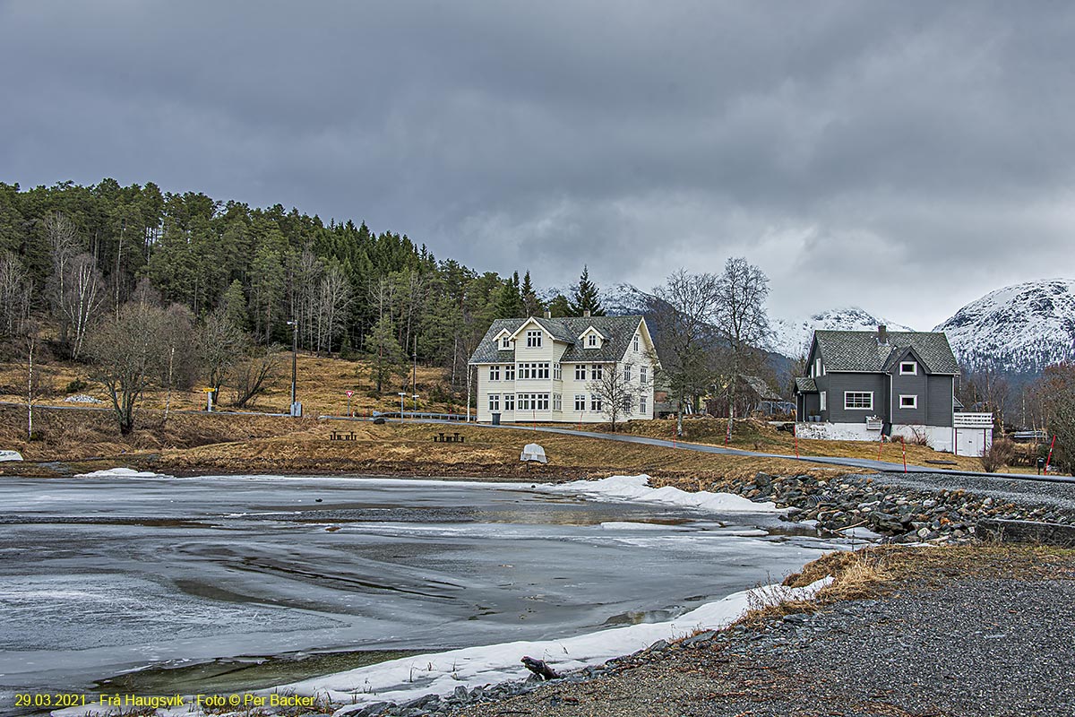 Frå Haugsvik