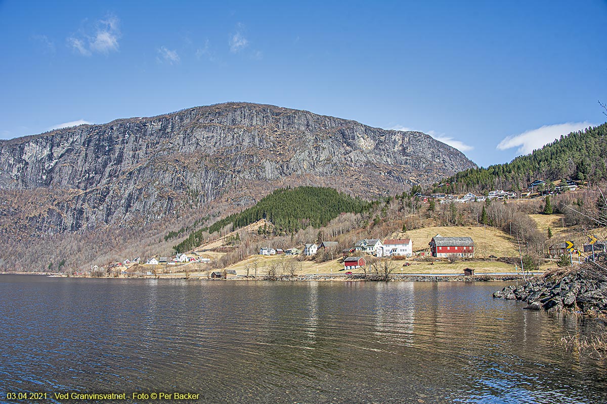 Ved Granvinsvatnet