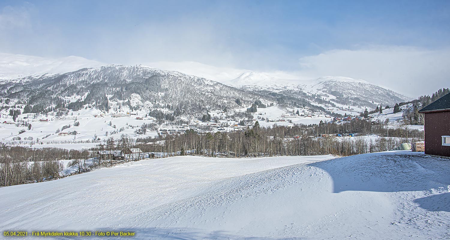 Frå Myrkdalen klokka 10.30