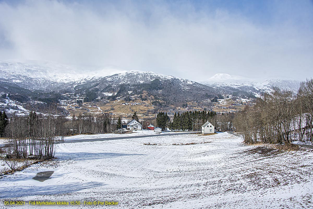 Frå Myrkdalen klokka 15.50