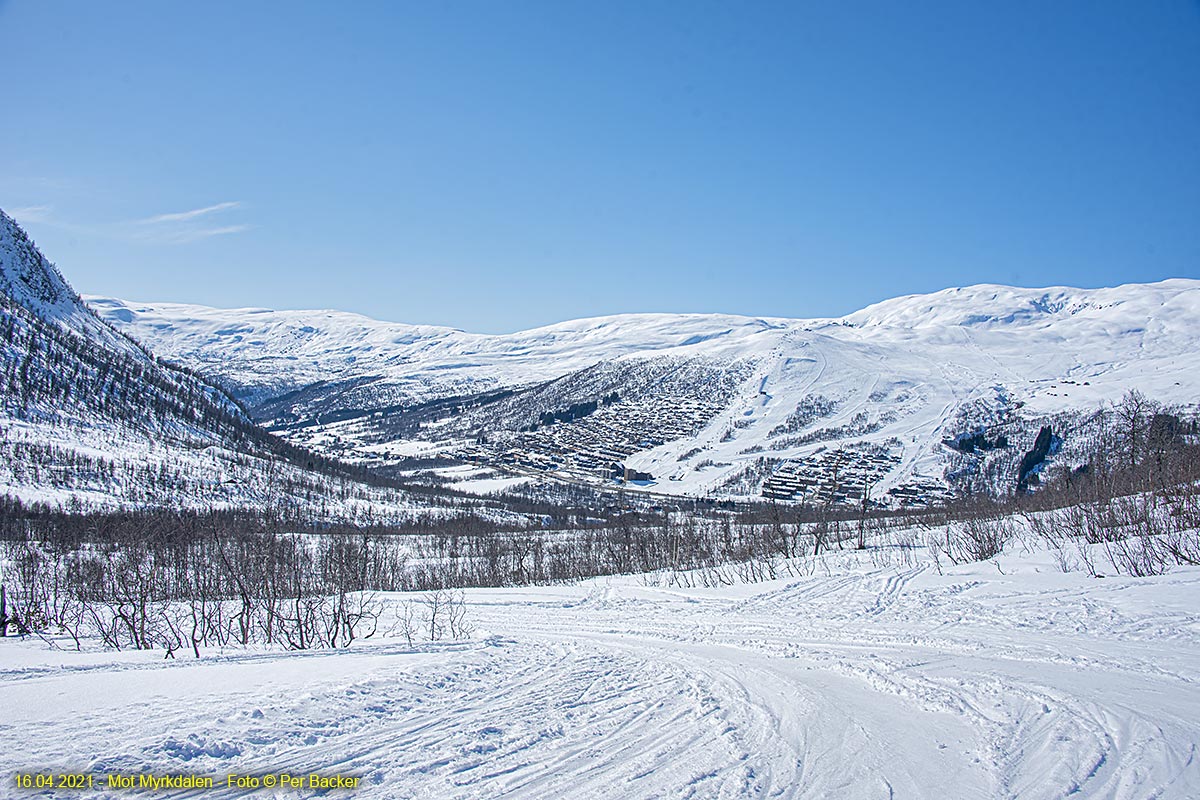  Mot Myrkdalen