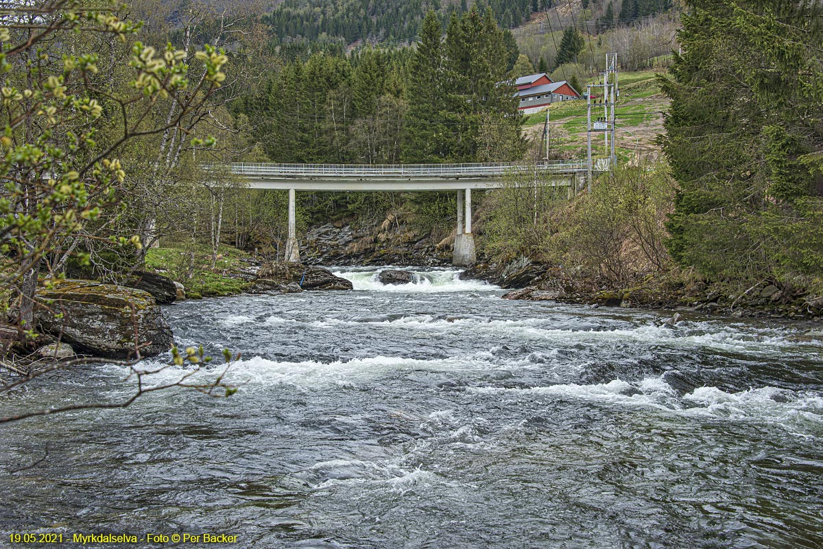 Frå Myrkdalselva