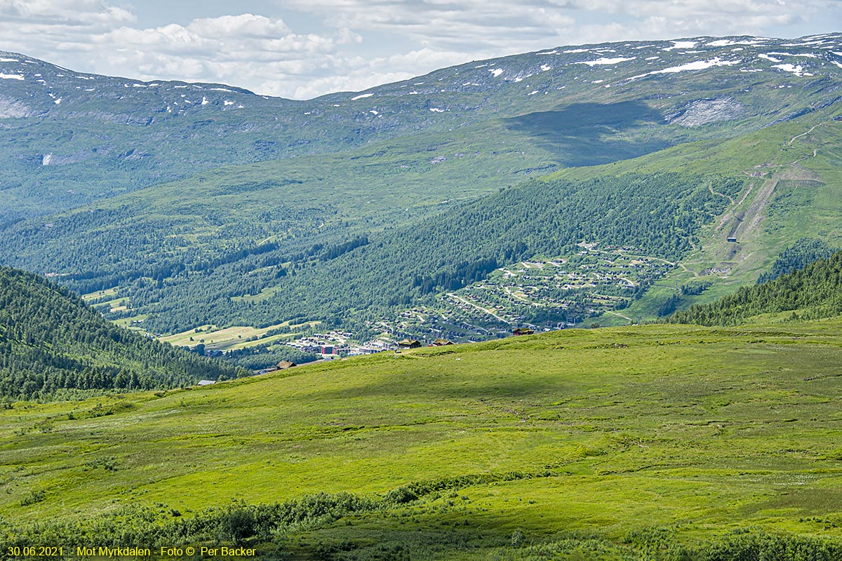 Mot Myrkdalen