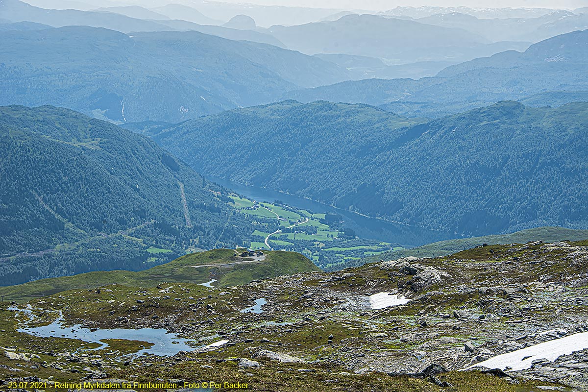 Retning Myrkdalen frå Finnbunuten