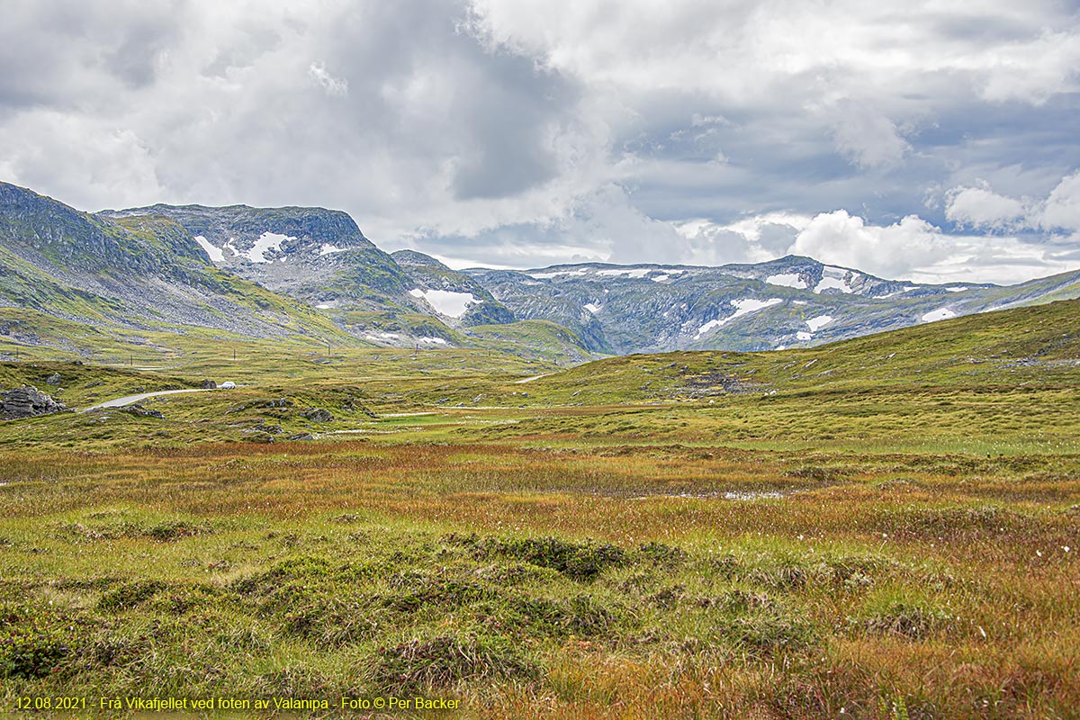 Frå Vikafjellet ved foten av Valanipa