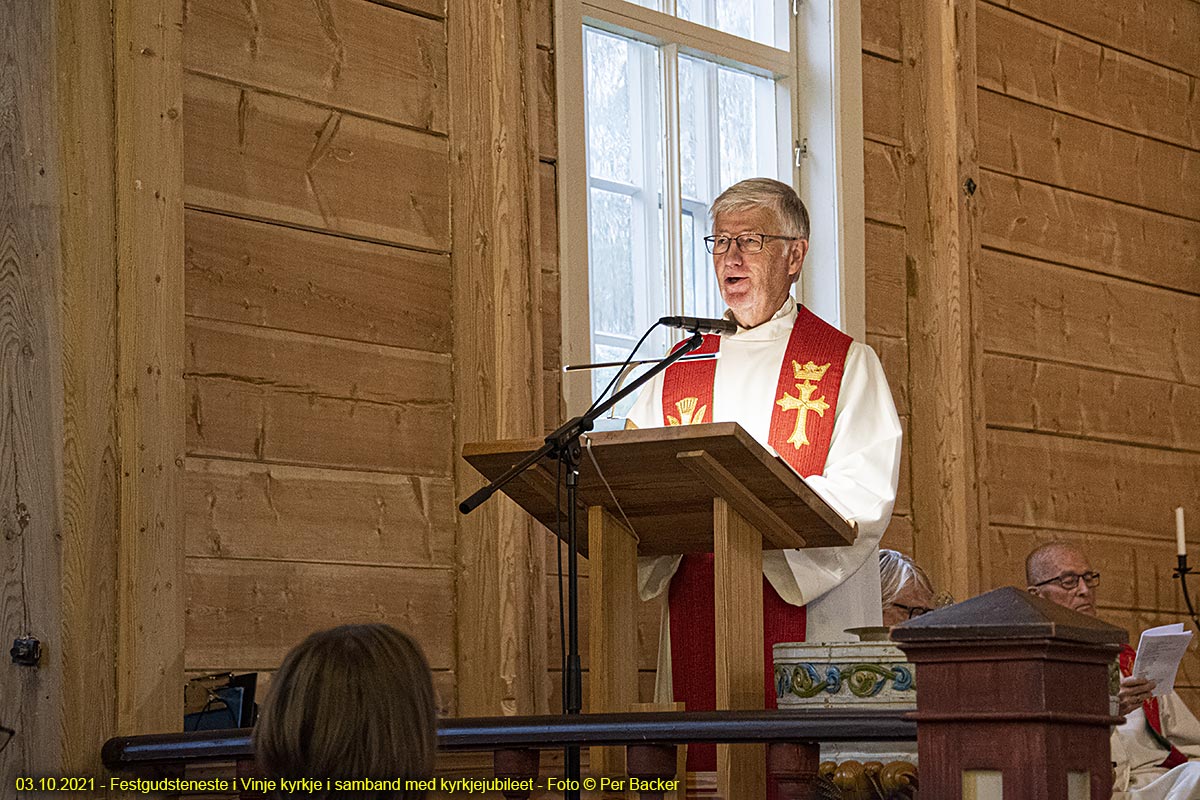 Festgudsteneste i Vinje kyrkje i samband med kyrkjejubileet