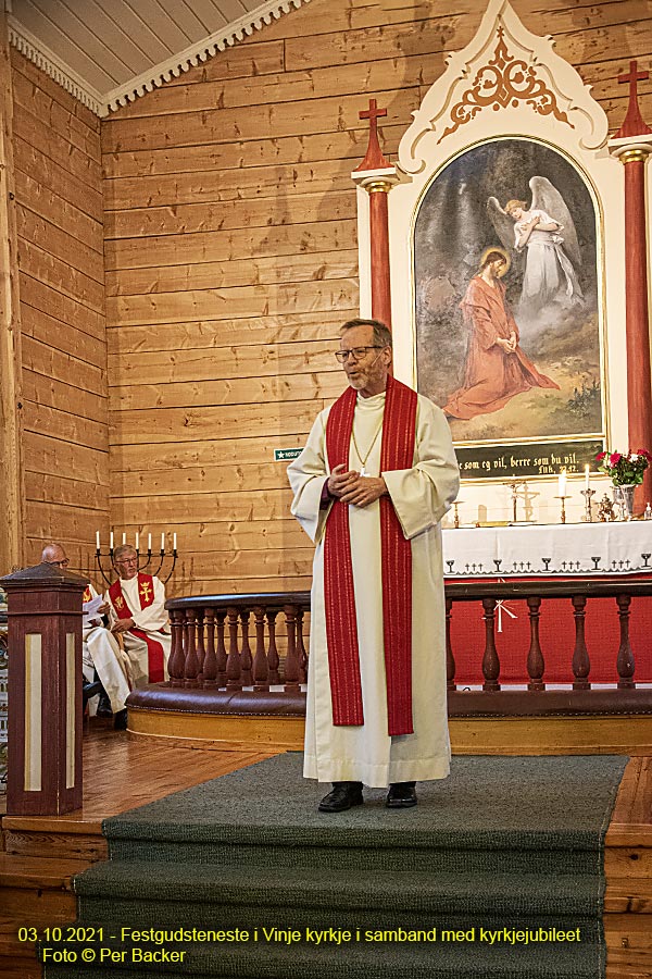 Festgudsteneste i Vinje kyrkje i samband med kyrkjejubileet