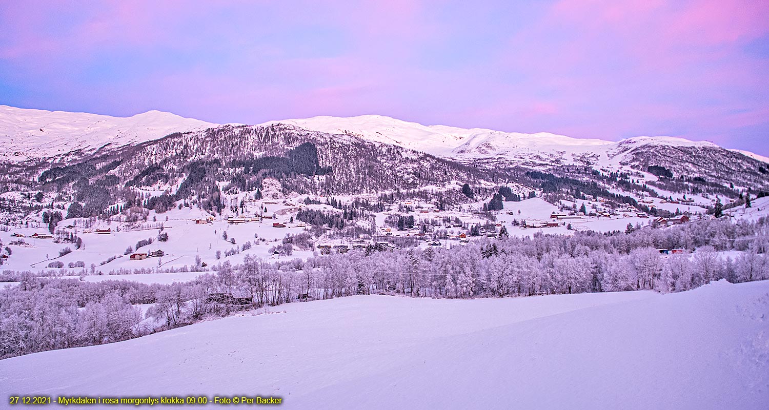 Myrkdalen i rosa morgonlys ca. klokka 09.00