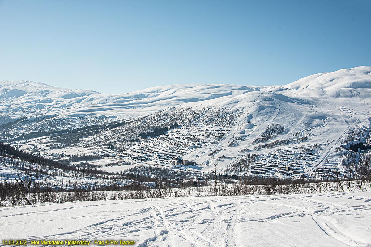 Mot Myrkdalen Fjellandsby