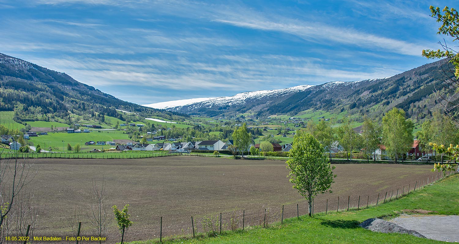 Mot Bødalen