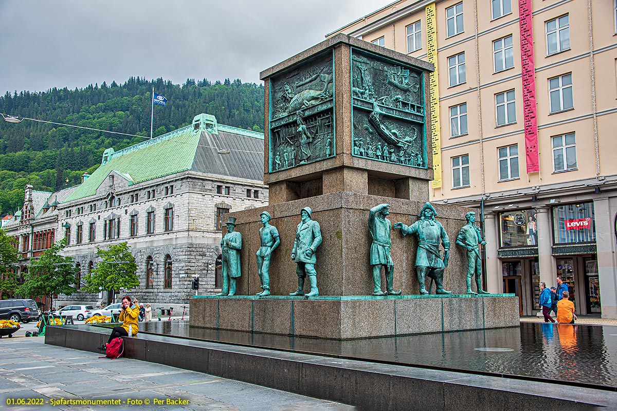 Sjøfartsmonumentet på Torgallmenningen