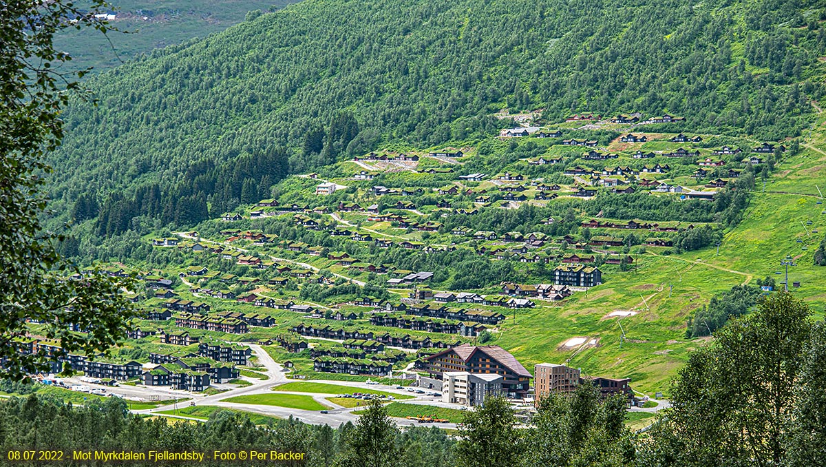 Mot Myrkdalen Fjellandsby