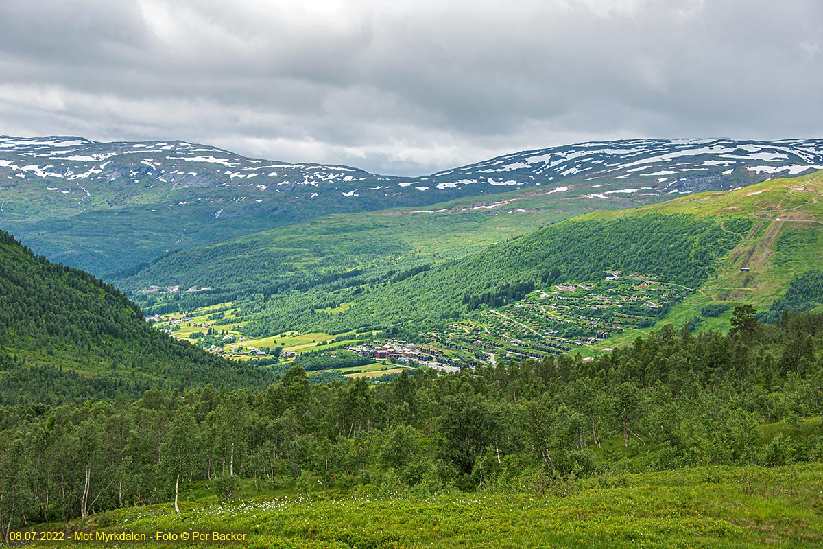 Mot Myrkdalen