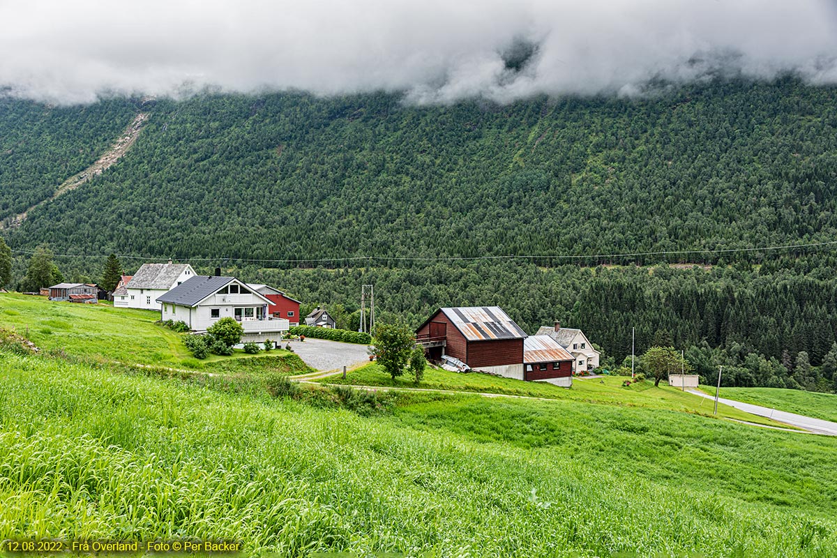 Frå Overland