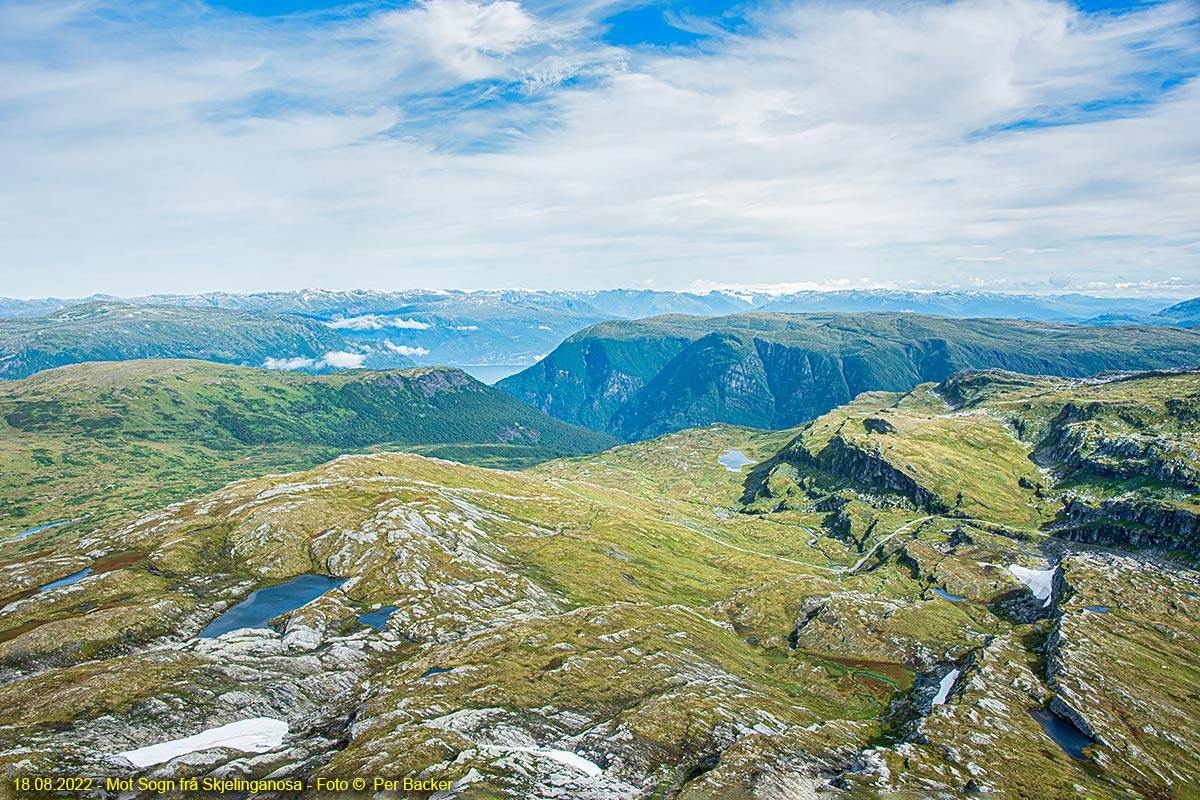 Mot Sogn frå Skjelinganosa