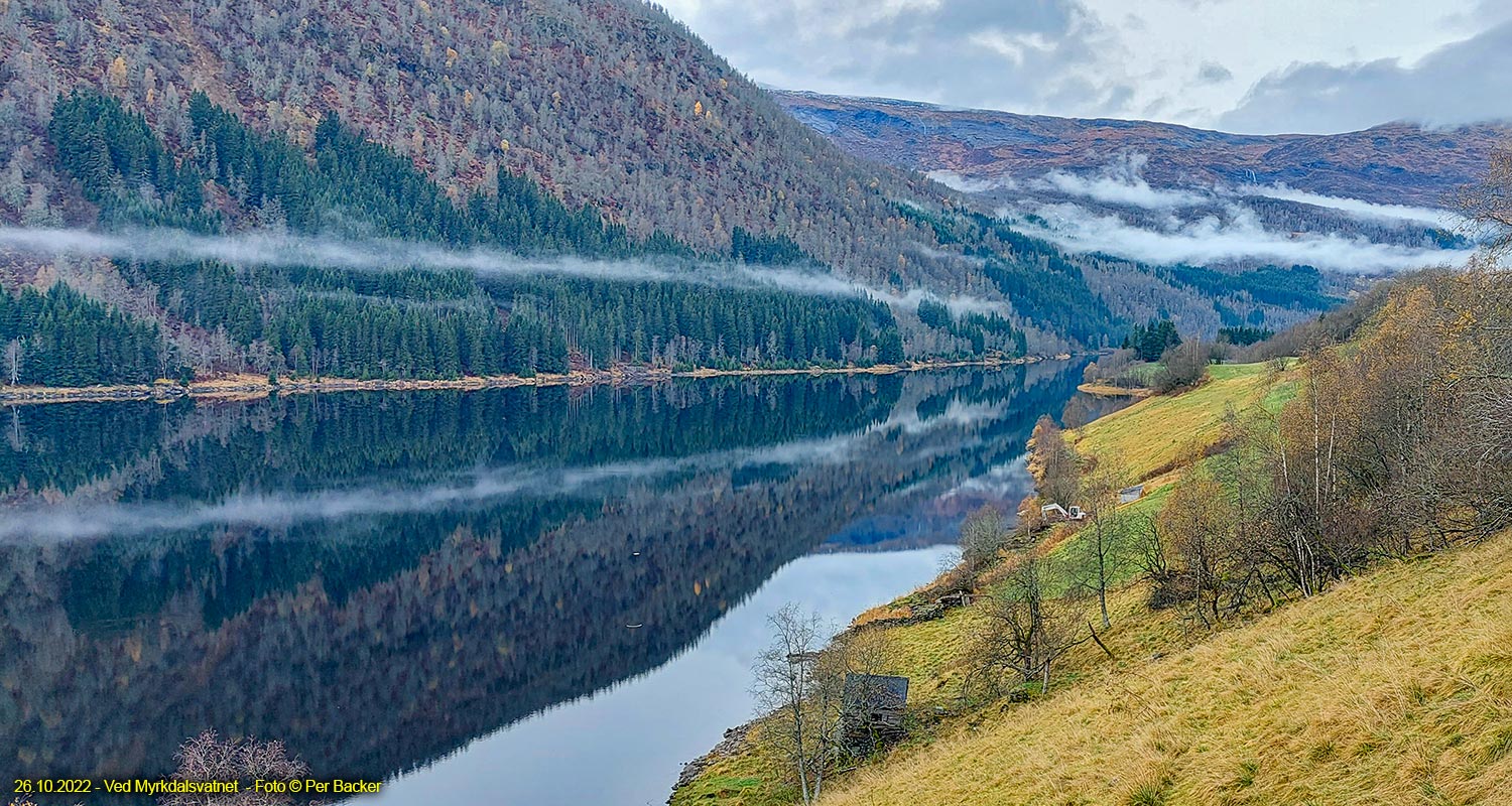 Ved Myrkdalsvatnet