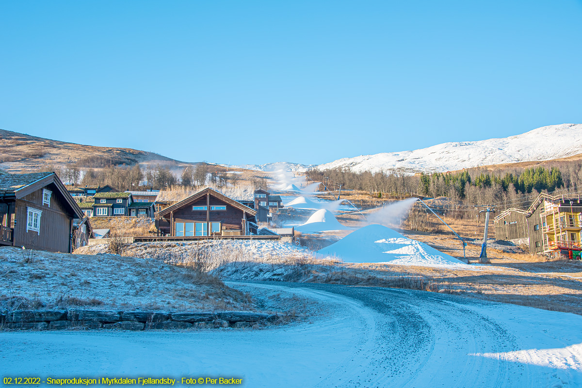 Snøproduksjon i Myrkdalen Fjellandsby