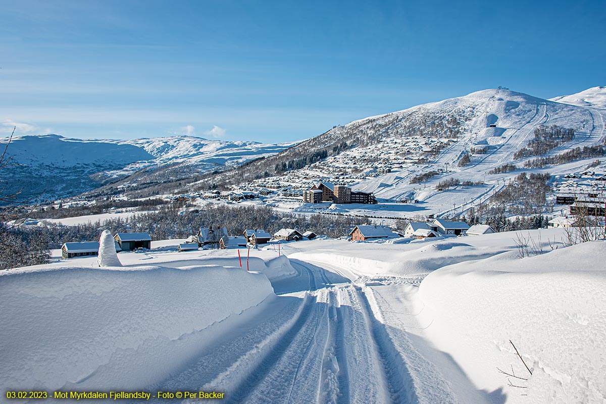 Mot Myrkdalen Fjellandsby