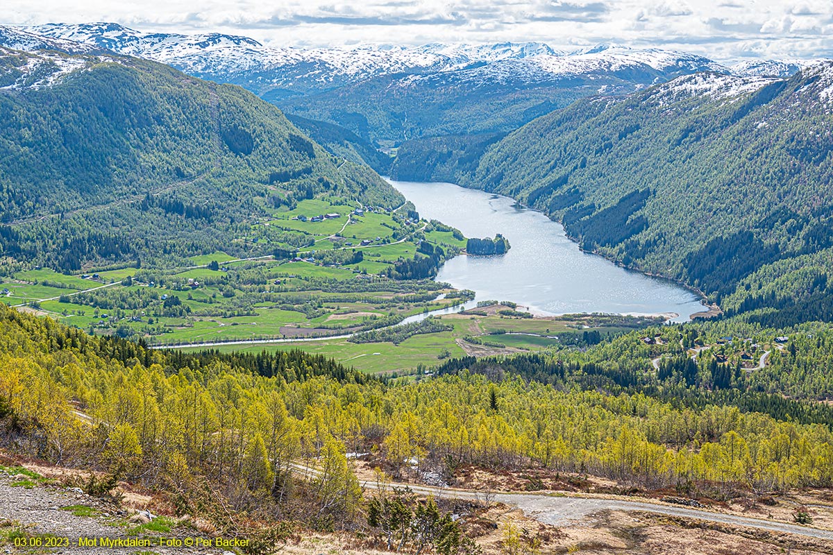 Mot Myrkdalen