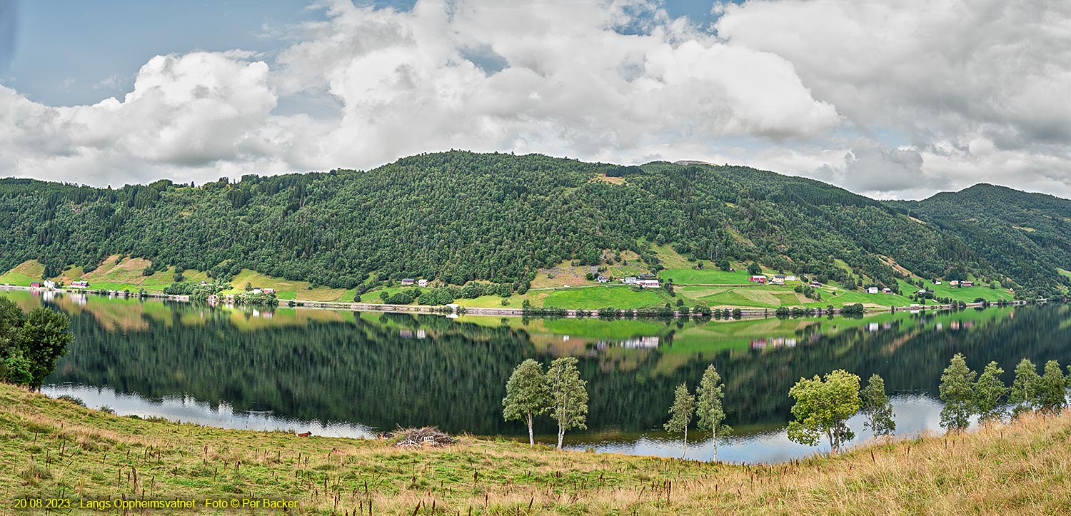 Langs Oppheimsvatnet