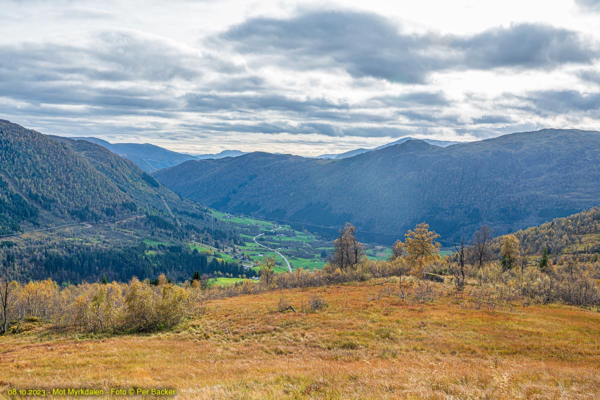 Mot Myrkdalen