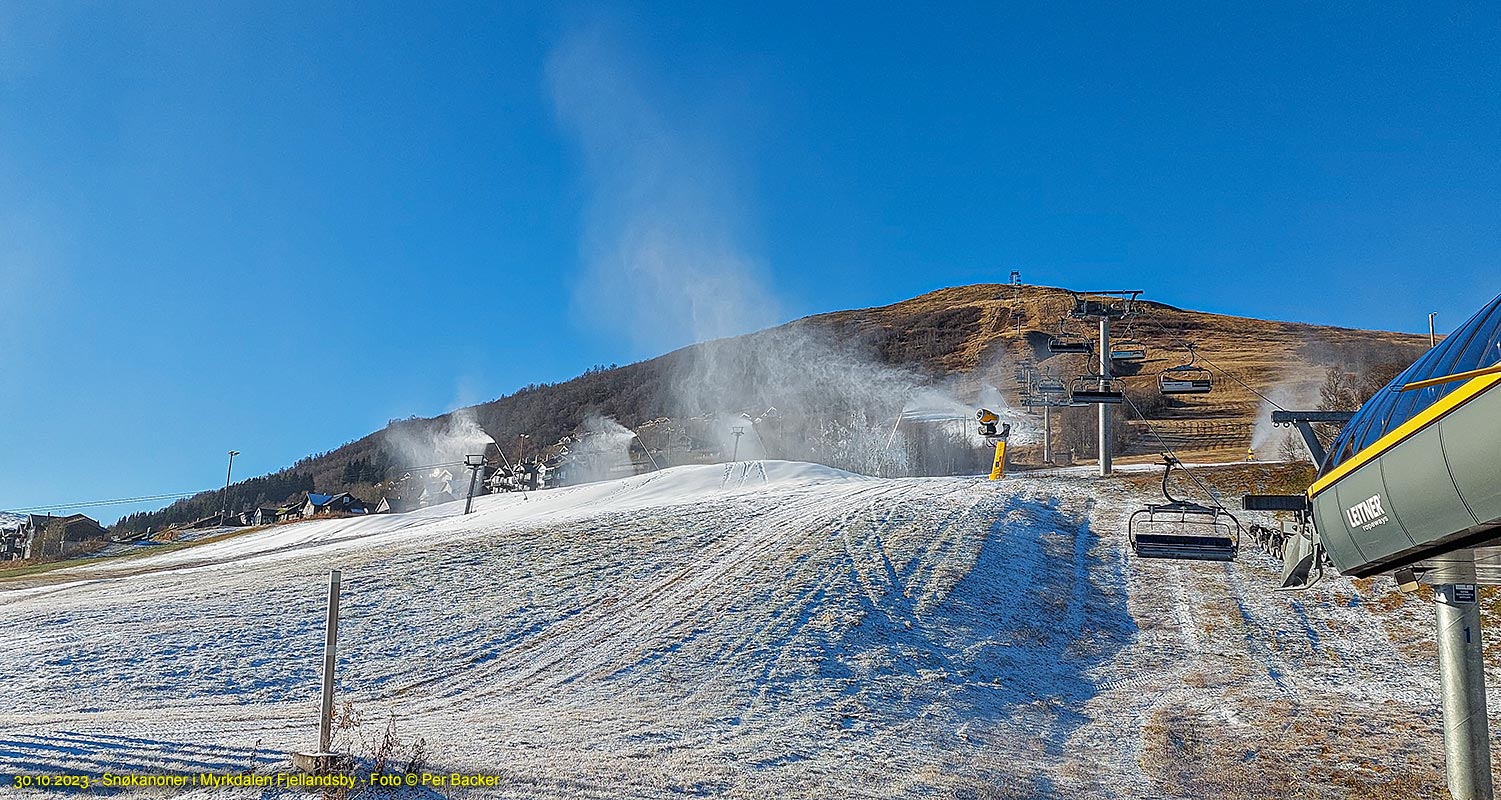 Snøkanoner i Myrkdalen Fjellandsby