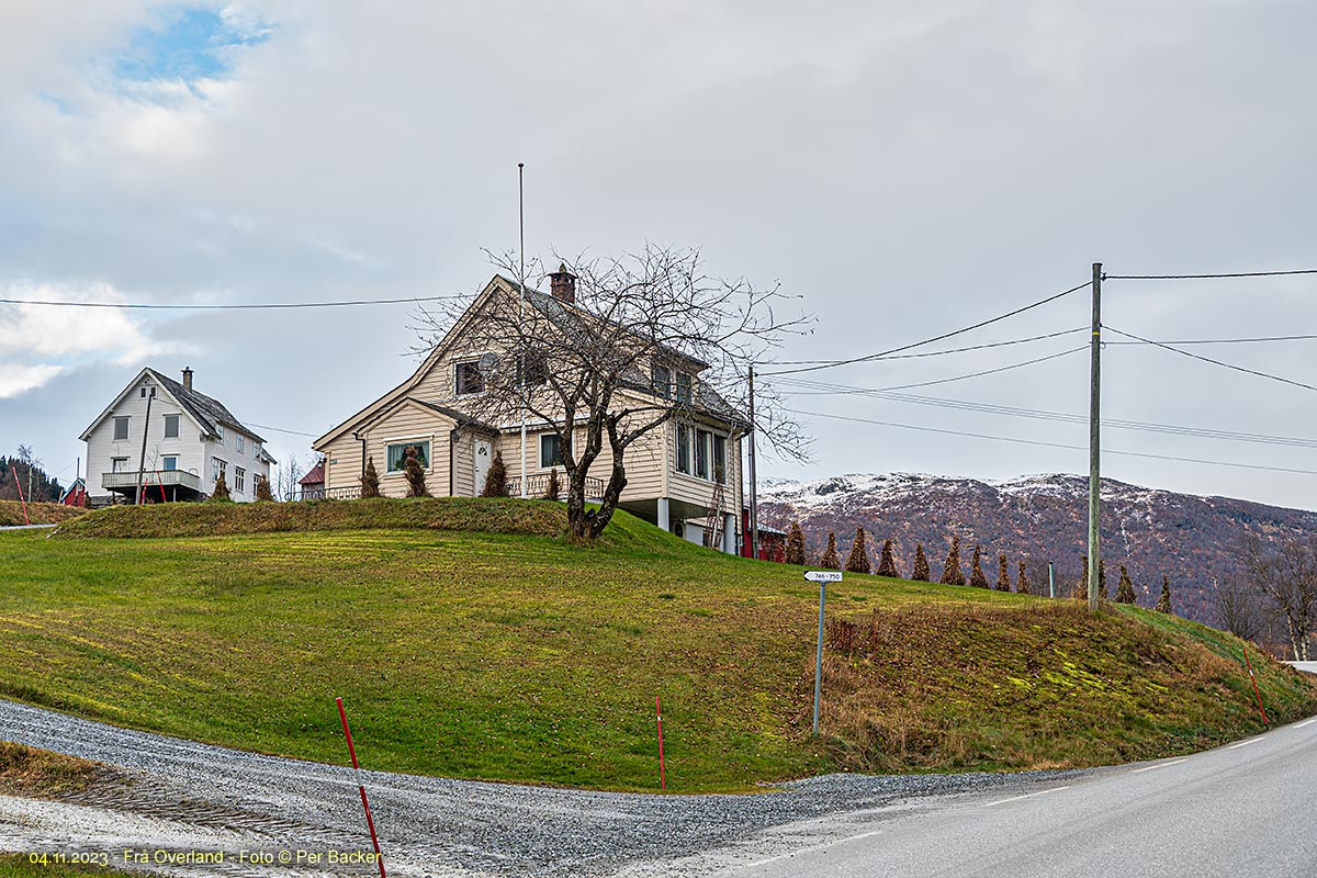 Frå Overland