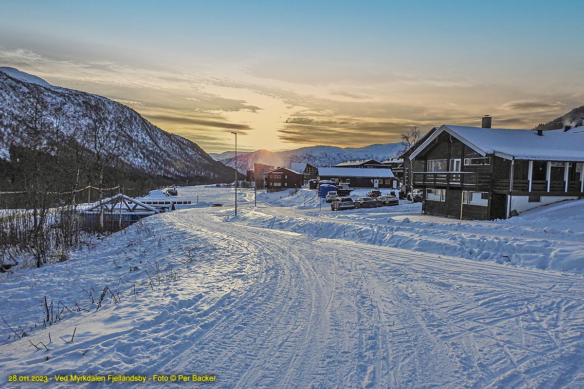 Ved Myrkdalen Fjellandsby