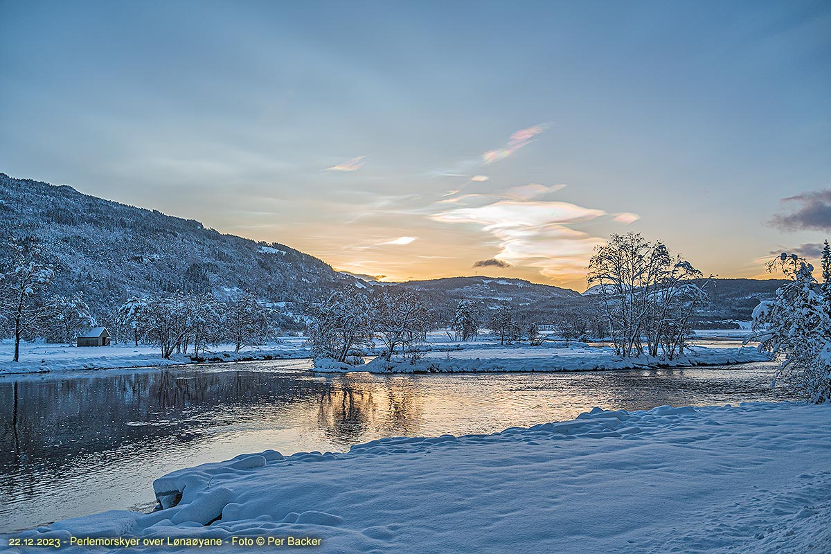 Perlemorskyer over Lønaøyane